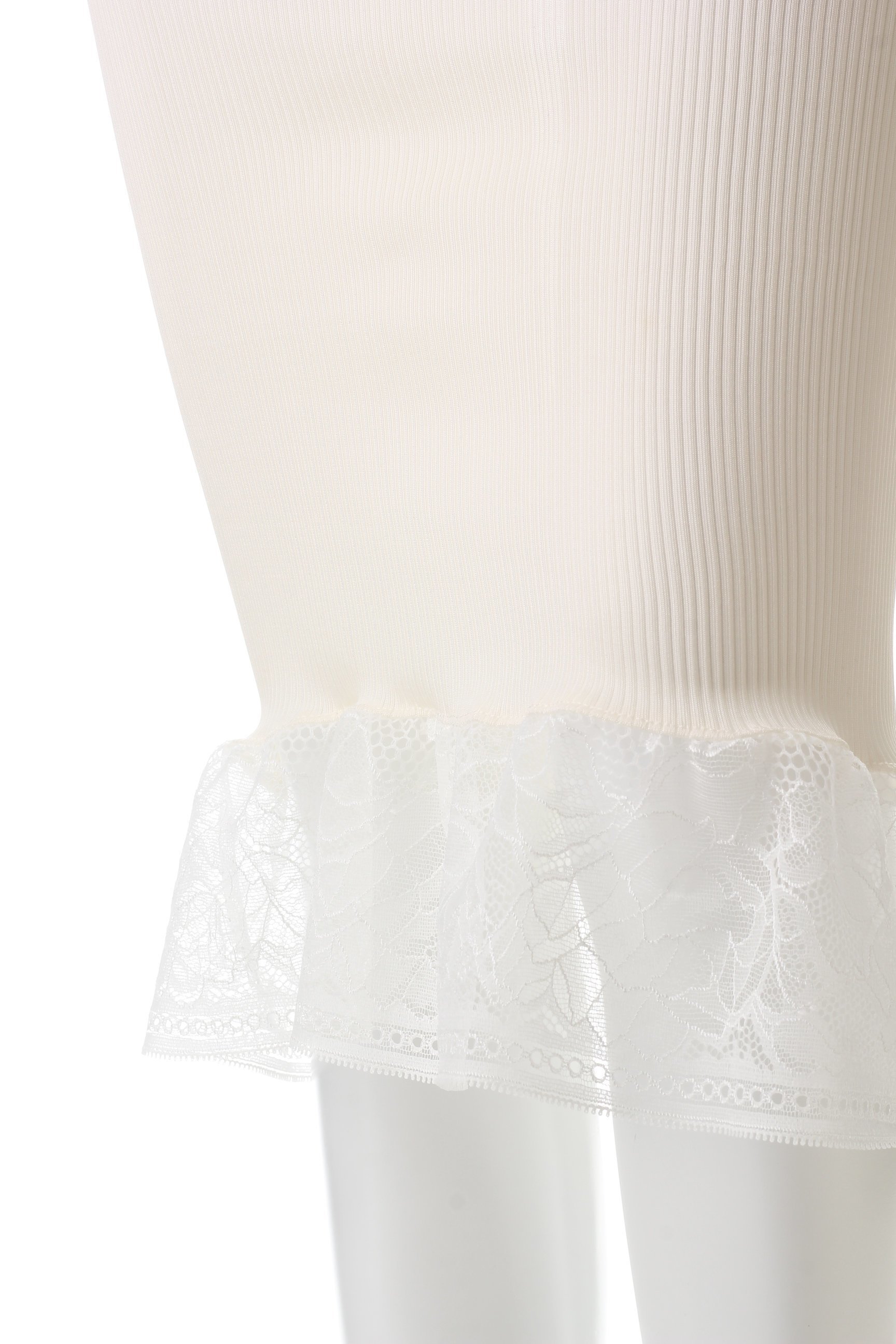 【アロマティック/AROMATIQUE】の【AROMATIQUE×Nobless Oblige】ペチコート 人気、トレンドファッション・服の通販 founy(ファニー) 　ファッション　Fashion　レディースファッション　Fashion for Women　アウター　Coat / Outerwear Collection　コート・ロングコート・ピーコート　Long Coats, Peacoats & More　下着・ランジェリー　Lingerie & Intimates　インナー　Innerwear　シルク　Silk, 100% Silk　フィット　Fit, Slim Fit　ペチコート　Petticoat, Underskirt　モダン　Modern, Contemporary　モチーフ　Motif, Design Theme　ランジェリー　Lingerie, Intimate Wear　リュクス　Luxury, Elegant, High-End, Chic　レース　Lace, Lace Fabric　ロンドン　London Style, British Inspired　other-5|ID: prp329100004182847 ipo3291000000035337408