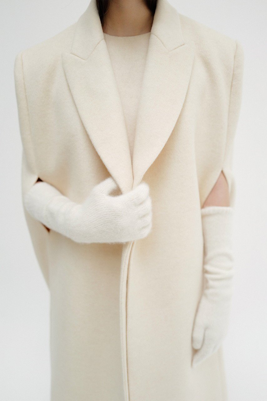 【セアン/SCEARN】のWOOL CASHMERE REVER WITH CLEAR PILE Cape Woven Coat/コート 大人の最旬トレンドファッション＆コーディネート founy(ファウニー) 　ファッション　Fashion　レディースファッション　Fashion for Women　アウター　Coat / Outerwear Collection　コート・ロングコート・ピーコート　Long Coats, Peacoats & More　おすすめ　Recommended / Our Picks　スリット　Slit, Slit Detail　セットアップ　Set-Up, Coordinated Outfit　ドレス　Dress, One-Piece　ロング　Long, Long-Length　other-8|ID: prp329100004182948 ipo3291000000036796490
