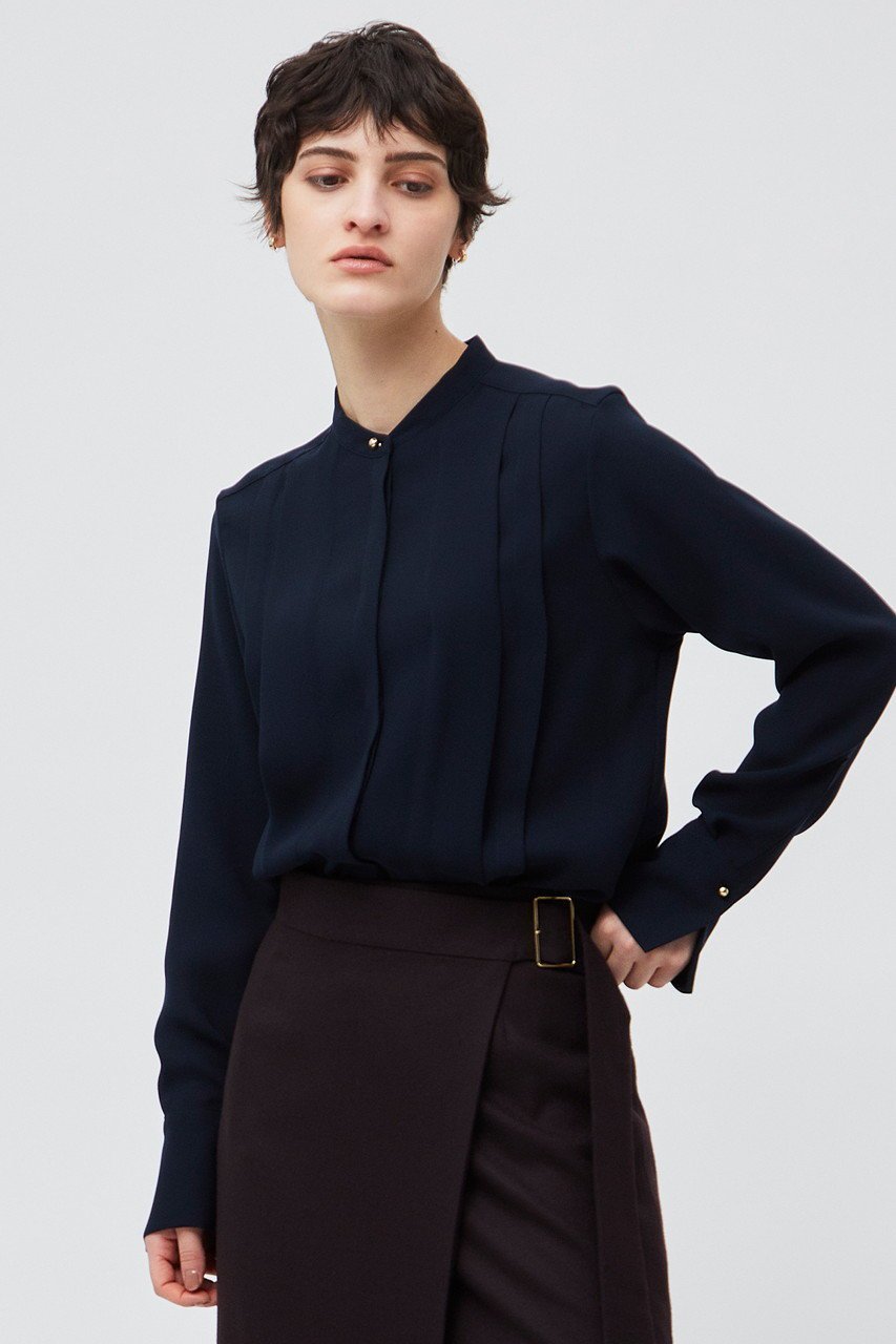 【ベイジ,/BEIGE,】のSTOW(ストー)/フロントタックブラウス 人気、トレンドファッション・服の通販 founy(ファニー) ファッション Fashion レディースファッション Fashion for Women トップス・カットソー Cut & Sew Tops シャツ・ブラウス・オフィスカジュアル Elegant Blouses & Button-Ups なめらか Smooth, Silky Texture エレガント 上品 Elegant クラシカル Classical, Vintage-Inspired シンプル Simple, Minimal ジョーゼット Georgette, Semi-Sheer Fabric スリーブ Sleeve, Long Sleeve / Short Sleeve フロント Front, Front Design ロング Long, Long-Length 人気 Popular, Best Seller 今季 This Season, Current Season 定番 Standard, Basic Item other-7|ID: prp329100004185426 ipo3291000000035367649