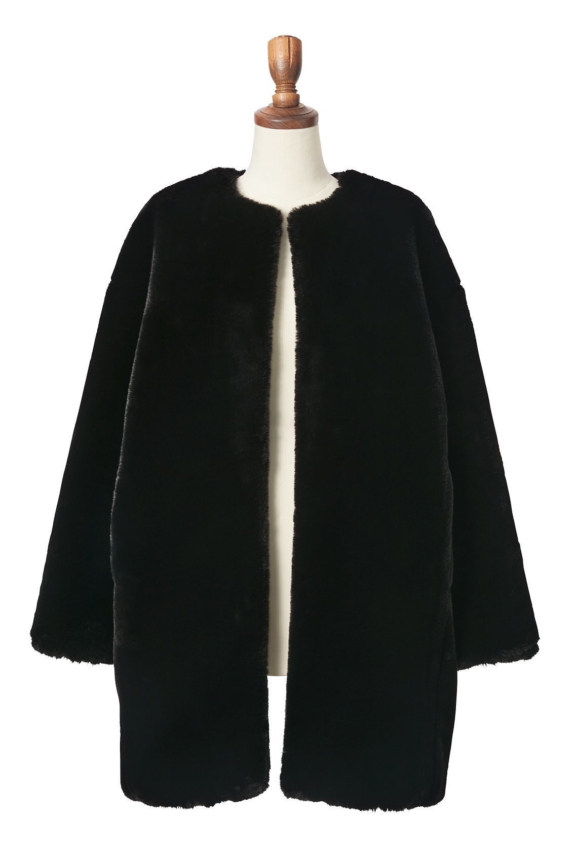 【デイジーリン/DAISY LIN】のLove Fur Rich Coat 人気、トレンドファッション・服の通販 founy(ファニー) 　ファッション　Fashion　レディースファッション　Fashion for Women　アウター　Coat / Outerwear Collection　コート・ロングコート・ピーコート　Long Coats, Peacoats & More　なめらか　Smooth, Silky Texture　ウォッシャブル　Machine Washable　エレガント 上品　Elegant　コレクション　Collection, Seasonal Line　サテン　Satin, Glossy Fabric　シルク　Silk, 100% Silk　シンプル　Simple, Minimal　ストレッチ　Stretch, Stretchy Fabric　スマート　Smart, Elegant　ポケット　Pocket, Pocket Detail　ミドル　Middle Length, Mid Height　ラグジュアリー　Luxury, Elegant　レース　Lace, Lace Fabric　ロング　Long, Long-Length　冬　Winter / This Winter　洗える　Machine Washable　other-2|ID: prp329100004185457 ipo3291000000032934393