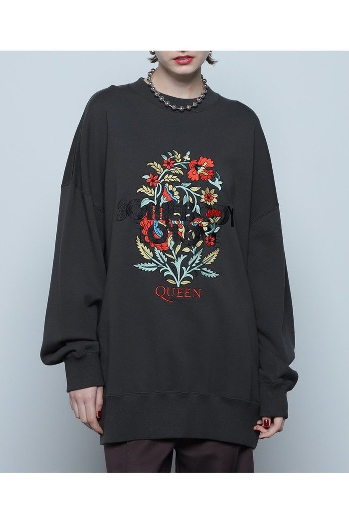 【ローズバッド/ROSE BUD】のQUEEN エンブロイダリービッグスウェット インテリア・キッズ・メンズ・レディースファッション・服の通販 founy(ファニー) https://founy.com/ ファッション Fashion レディースファッション WOMEN トップス・カットソー Tops/Tshirt シャツ/ブラウス Shirts/Blouses パーカ Sweats ロング / Tシャツ T-Shirts スウェット Sweat カットソー Cut and Sewn グラフィック Graphic スウェット Sweat ビッグ Big ロンドン London NEW・新作・新着・新入荷 New Arrivals |ID: prp329100004185550 ipo3291000000028995783