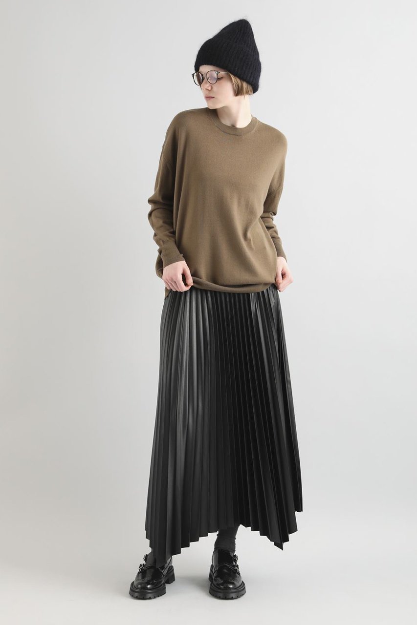 【サクラ/SACRA】のシンセティックレザープリーツスカート 人気、トレンドファッション・服の通販 founy(ファニー) 　ファッション　Fashion　レディースファッション　Fashion for Women　スカート　Skirts　プリーツスカート / 上品フェミニンスタイル　Pleated Skirts　ロングスカート　Long Skirts / Maxi & Midi Skirts　フェイクレザー　Faux Leather, PU Leather　プリーツ　Pleats, Pleated　ヘムライン　Hemline, Bottom Cut　ランダム　Random, Irregular　ロング　Long, Long-Length　エレガント 上品　Elegant　other-7|ID: prp329100004192749 ipo3291000000032826771