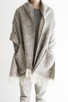 【ラプアン カンクリ/LAPUAN KANKURIT / GOODS】のMARIA pocket shawl 60x180cm+fringes grey-white|ID:prp329100004195708