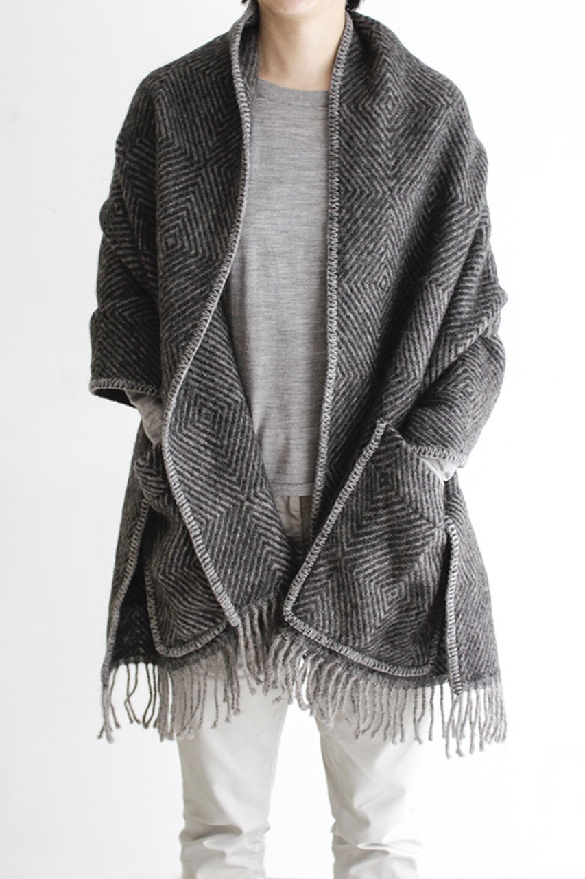 【ラプアン カンクリ/LAPUAN KANKURIT / GOODS】のMARIA pocket shawl 60x180cm+fringes インテリア・キッズ・メンズ・レディースファッション・服の通販 founy(ファニー) 　春　Spring　秋　Autumn/Fall　ショール　Shawl　財布　Wallet　フォーマル　Formal　ブランケット　Blanket　ポケット　Pocket　冬　Winter　おすすめ　Recommend　夏　Summer　ギフト プレゼント　Gift Present　NEW・新作・新着・新入荷　New Arrivals　black-grey|ID: prp329100004195708 ipo3291000000029064250