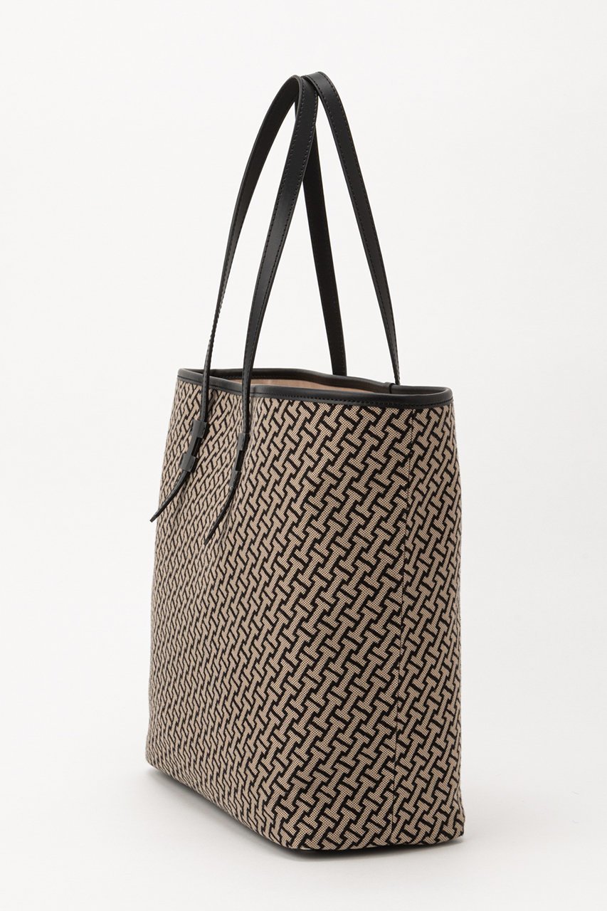 【イアクッチ/IACUCCI】のモノグランマ L JACQUARD/RUGA 人気、トレンドファッション・服の通販 founy(ファニー) 　ファッション　Fashion　レディースファッション　Fashion for Women　バッグ　Bags　クラシカル　Classical, Vintage-Inspired　クール　Cool, Chic　シェイプ　Shape, Slim Fit　シルバー　Silver, Metallic Silver　ジャカード／ジャガード　Jacquard, Woven Pattern　スマート　Smart, Elegant　定番　Standard, Basic Item　ポケット　Pocket, Pocket Detail　メタル　Metal, Metal Parts　モダン　Modern, Contemporary　other-2|ID: prp329100004199147 ipo3291000000035873806