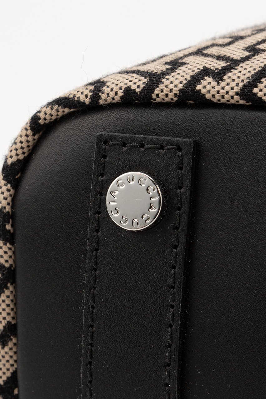 【イアクッチ/IACUCCI】のモノグランマ L JACQUARD/RUGA 人気、トレンドファッション・服の通販 founy(ファニー) 　ファッション　Fashion　レディースファッション　Fashion for Women　バッグ　Bags　クラシカル　Classical, Vintage-Inspired　クール　Cool, Chic　シェイプ　Shape, Slim Fit　シルバー　Silver, Metallic Silver　ジャカード／ジャガード　Jacquard, Woven Pattern　スマート　Smart, Elegant　定番　Standard, Basic Item　ポケット　Pocket, Pocket Detail　メタル　Metal, Metal Parts　モダン　Modern, Contemporary　other-5|ID: prp329100004199147 ipo3291000000036927219