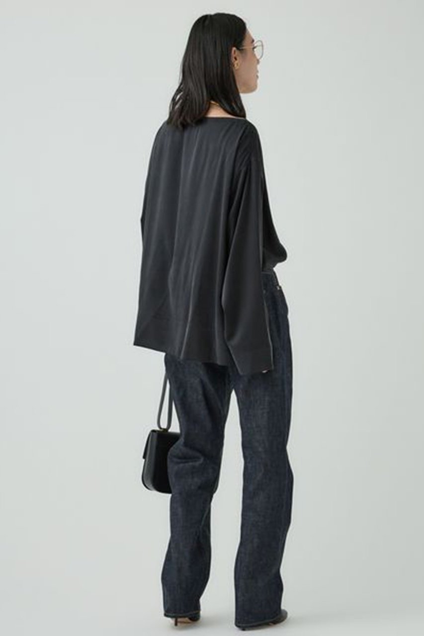 【カオス/Chaos】のシルクモーラロングTシャツ 人気、トレンドファッション・服の通販 founy(ファニー) 　ファッション　Fashion　レディースファッション　Fashion for Women　トップス・カットソー　Cut & Sew Tops　シャツ・ブラウス・オフィスカジュアル　Elegant Blouses & Button-Ups　ロングTシャツ・Tシャツ　Longline T-Shirts & Tees　カットソー・ベーシックTシャツ　Cut-and-Sewn Tops / Stretch Tees & Basics　サテン　Satin, Glossy Fabric　シルク　Silk, 100% Silk　ストレッチ　Stretch, Stretchy Fabric　スリット　Slit, Slit Detail　スリーブ　Sleeve, Long Sleeve / Short Sleeve　ロング　Long, Long-Length　エレガント 上品　Elegant　人気　Popular, Best Seller　A/W・秋冬　Autumn/Winter　other-4|ID: prp329100004200917 ipo3291000000036064811