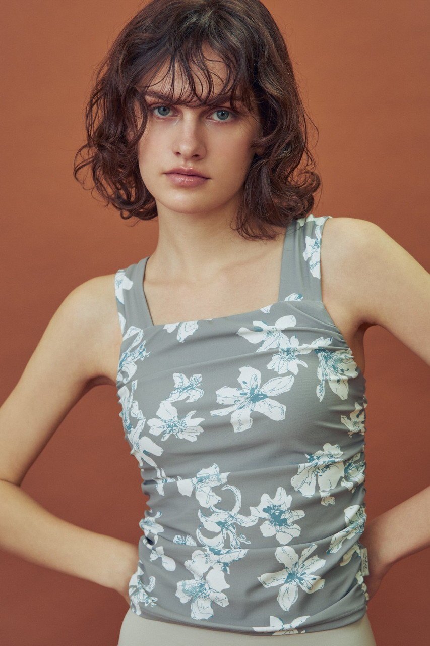 【ジュリエ/Julier】のBeigeflowerプリンミドルトップス 人気、トレンドファッション・服の通販 founy(ファニー) 　ファッション　Fashion　レディースファッション　WOMEN　トップス・カットソー　Tops/Tshirt　スポーツウェア　Sportswear　スポーツ トップス　Sports Tops　ギャザー　Gather　スクエア　Square　スポーツ　Sports　トレンド　Trend　フラワー　Flower　ミドル　Middle　ヨガ　Yoga　other-8|ID: prp329100004200926 ipo3291000000031389587