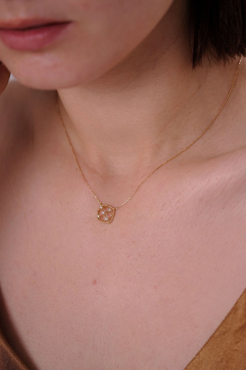 【ナチュラリジュエリ/NATURALI JEWELRY】のK18 ワイヤーバスケットネックレス 人気、トレンドファッション・服の通販 founy(ファニー) ファッション Fashion レディースファッション Fashion for Women ジュエリー Jewelry ネックレス Necklaces & Pendants エレガント 上品 Elegant ショート Short, Short Length シンプル Simple, Minimal ダイヤモンド Diamond, Brilliant Cut ネックレス Necklace, Pendant Necklace バスケット Basket, Basket Bag モチーフ Motif, Design Theme リュクス Luxury, Elegant, High-End, Chic ワイヤー Wire, Wired Bra other-2|ID: prp329100004205490 ipo3291000000036113687