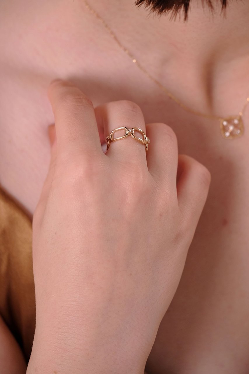 【ナチュラリジュエリ/NATURALI JEWELRY】のK10 チャンキーチェーン イヤーカフリング(片耳用) 人気、トレンドファッション・服の通販 founy(ファニー) 　ファッション　Fashion　レディースファッション　Fashion for Women　ジュエリー　Jewelry　ファッションリング　Fashion Rings　イヤリング・フープ・ドロップタイプ　Hoop, Drop & Clip Earrings　イヤリング　Earrings　イヤーカフ　Ear Cuffs　ダイヤモンド　Diamond, Brilliant Cut　リュクス　Luxury, Elegant, High-End, Chic　片耳　One-Ear, Single Earring　other-2|ID: prp329100004205494 ipo3291000000035612471