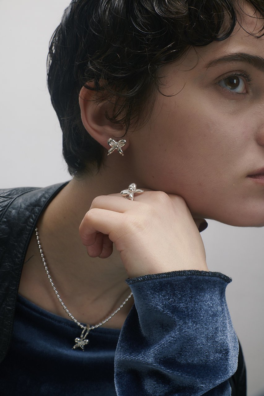 【メゾンドパルス/MAISON DPULSE】のribbon charm ピアス 人気、トレンドファッション・服の通販 founy(ファニー) 　ファッション　Fashion　レディースファッション　WOMEN　ジュエリー　Jewelry　リング　Rings　イヤリング　Earrings　おすすめ　Recommend　イヤリング　Earrings　チャーム　Charm　ネックレス　Necklace　バルーン　Balloon　モチーフ　Motif　リボン　Ribbon　other-2|ID: prp329100004207073 ipo3291000000031388847