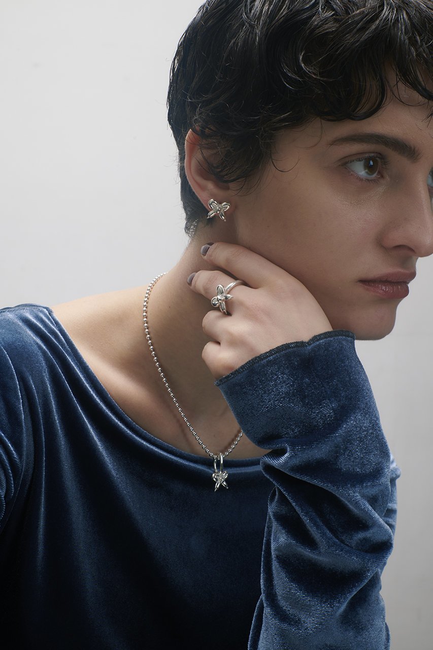 【メゾンドパルス/MAISON DPULSE】のribbon charm ピアス 人気、トレンドファッション・服の通販 founy(ファニー) 　ファッション　Fashion　レディースファッション　WOMEN　ジュエリー　Jewelry　リング　Rings　イヤリング　Earrings　おすすめ　Recommend　イヤリング　Earrings　チャーム　Charm　ネックレス　Necklace　バルーン　Balloon　モチーフ　Motif　リボン　Ribbon　other-6|ID: prp329100004207073 ipo3291000000031388855