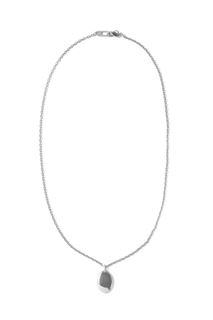 【メゾンドパルス/MAISON DPULSE】のOval coin ネックレス インテリア・キッズ・メンズ・レディースファッション・服の通販 founy(ファニー) https://founy.com/ ファッション Fashion レディースファッション Fashion for Women ジュエリー Jewelry ネックレス Necklaces & Pendants おすすめ Recommended / Our Picks コイン Coin, Coin Design シンプル Simple, Minimal ネックレス Necklace, Pendant Necklace パール Pearl, Pearl Accent |ID: prp329100004207085 ipo3291000000036112274