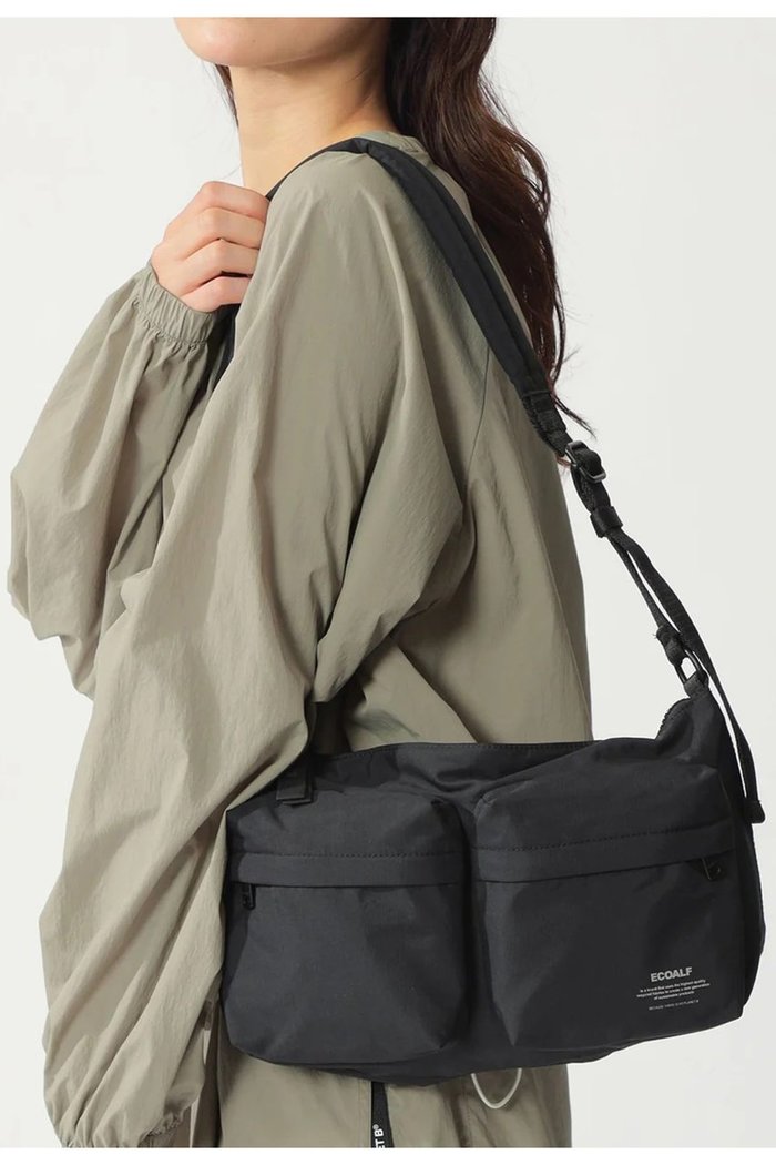【エコアルフ/ECOALF】のDANI ボディ バッグ / DANI CROSSBODY UNISEX インテリア・キッズ・メンズ・レディースファッション・服の通販 founy(ファニー) https://founy.com/ ファッション Fashion レディースファッション Fashion for Women バッグ Bags ユニセックス Unisex, Genderless スマート Smart, Elegant フィット Fit, Slim Fit ポケット Pocket, Pocket Detail ラップ Wrap, Wrap Design |ID: prp329100004207144 ipo3291000000032789467