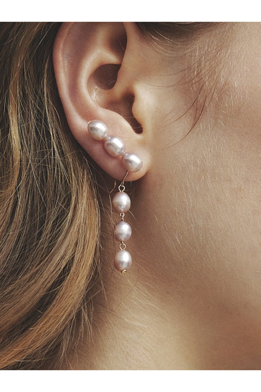 【ルボンボン/les bonbon】のcocoon pearl hook ピアス 人気、トレンドファッション・服の通販 founy(ファニー) 　ファッション　Fashion　レディースファッション　Fashion for Women　ジュエリー　Jewelry　ファッションリング　Fashion Rings　イヤリング・フープ・ドロップタイプ　Hoop, Drop & Clip Earrings　イヤリング　Earrings　パール　Pearl, Pearl Accent　フェミニン　Feminine, Girly　エレガント 上品　Elegant　other-2|ID: prp329100004208577 ipo3291000000035886937