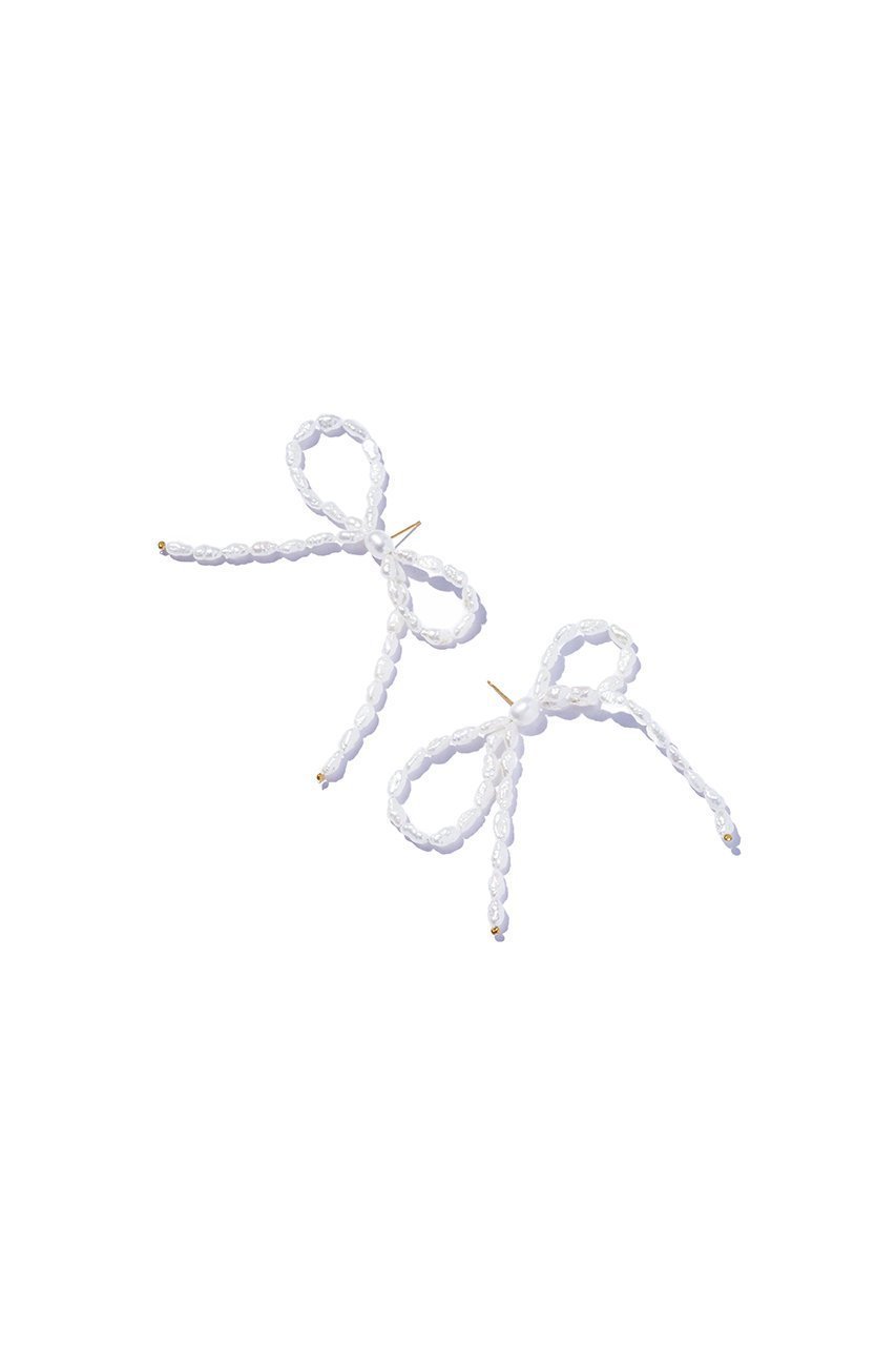 【ルボンボン/les bonbon】のbow pearl ピアス 人気、トレンドファッション・服の通販 founy(ファニー) 　ファッション　Fashion　レディースファッション　Fashion for Women　ジュエリー　Jewelry　ファッションリング　Fashion Rings　イヤリング・フープ・ドロップタイプ　Hoop, Drop & Clip Earrings　イヤリング　Earrings　スウェット / スエット　Sweatshirt, Sweatwear　デニム　Denim, Jeans Material　パーティ　Party, Party Style　パール　Pearl, Pearl Accent　フォルム　Silhouette, Form　other-3|ID: prp329100004208589 ipo3291000000031388543