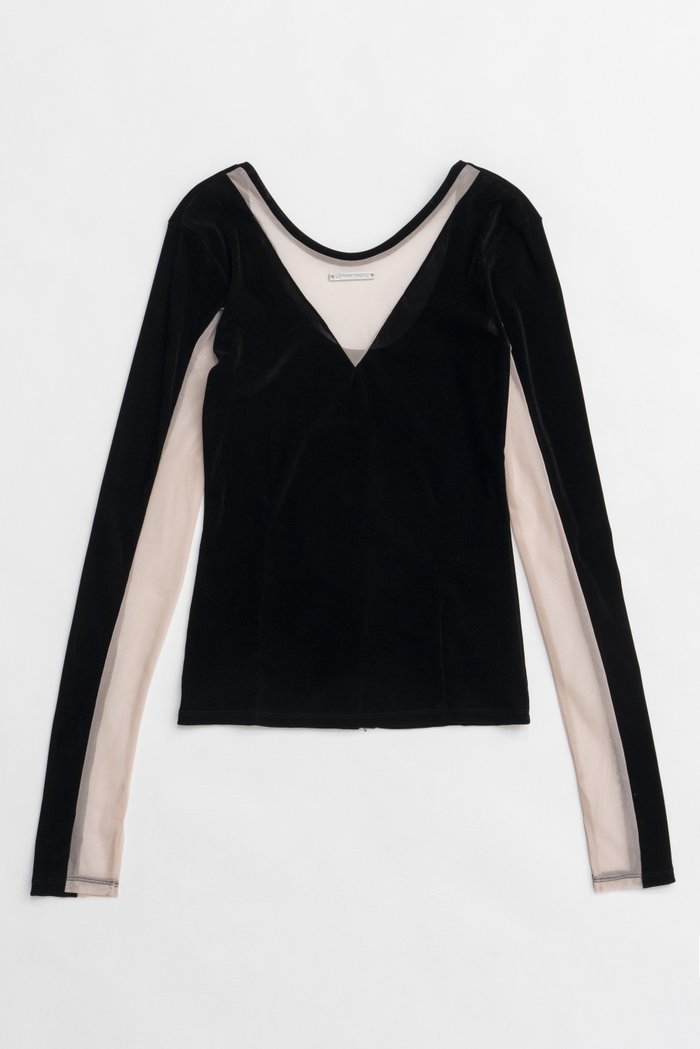 【プランク プロジェクト/PRANK PROJECT】の2WAYベロアトップ/ 2way Velor Top インテリア・キッズ・メンズ・レディースファッション・服の通販 founy(ファニー) https://founy.com/ ファッション Fashion レディースファッション Fashion for Women トップス・カットソー Cut & Sew Tops シャツ・ブラウス・オフィスカジュアル Elegant Blouses & Button-Ups ロングTシャツ・Tシャツ Longline T-Shirts & Tees カットソー・ベーシックTシャツ Cut-and-Sewn Tops / Stretch Tees & Basics ベロアトップス Velour Tops / Velvet-Look Items おすすめ Recommended / Our Picks スリーブ Sleeve, Long Sleeve / Short Sleeve デコルテ Décolleté, Neckline ドッキング Docking, Mixed Material ベロア Velour, Soft Velvet ロング Long, Long-Length |ID: prp329100004210193 ipo3291000000034421247