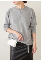 【ガリャルダガランテ/GALLARDAGALANTE】の【HERITANOVUM】カシミヤバックボタンニット 人気、トレンドファッション・服の通販 founy(ファニー) ファッション Fashion レディースファッション WOMEN トップス・カットソー Tops/Tshirt ニット Knit Tops プルオーバー Pullover カシミヤ Cashmere カシュクール Cachecoeur シンプル Simple スタンダード Standard ベーシック Basic ボーダー Border NEW・新作・新着・新入荷 New Arrivals thumbnail グレー|ID: prp329100004210238 ipo3291000000029191773