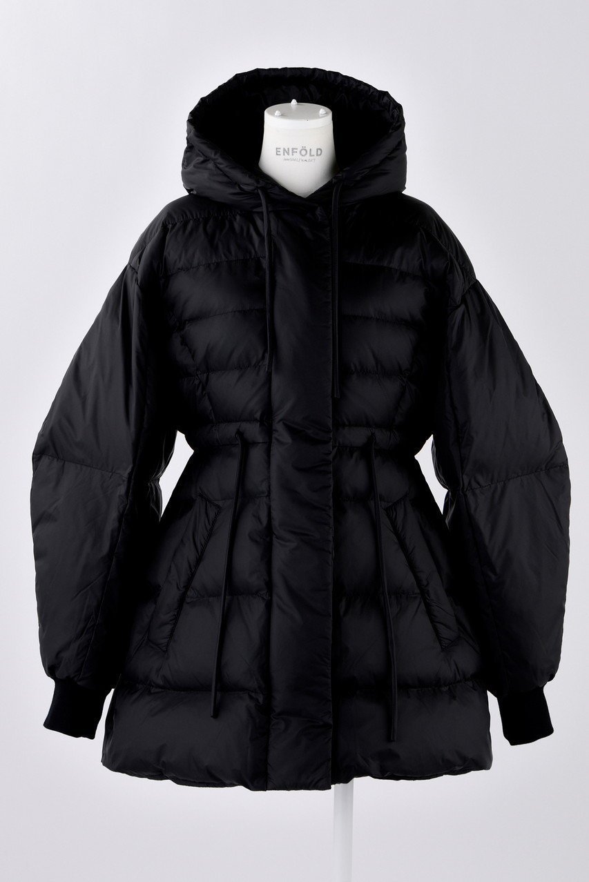 【エンフォルド/ENFOLD】のSOLOTEXサテン バルーンスリーブダウンコート インテリア・キッズ・メンズ・レディースファッション・服の通販 founy(ファニー) 　ファッション　Fashion　レディースファッション　Fashion for Women　アウター　Coat / Outerwear Collection　コート・ロングコート・ピーコート　Long Coats, Peacoats & More　ダウンジャケット・軽量ダウン　Warm & Lightweight Down Jackets　サテン　Satin, Glossy Fabric　ダウン　Down, Puffer　バランス　Balance, Style Balance　バルーン　Balloon, Balloon Silhouette　ロング　Long, Long-Length　エレガント 上品　Elegant　ブラック|ID: prp329100004211655 ipo3291000000036060839