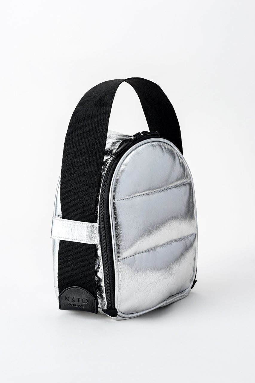 【マールマール/MARLMARL】の【UNISEX】【MATO by MARLMARL】HONEYCOMB POUCH 人気、トレンドファッション・服の通販 founy(ファニー) 　ファッション　Fashion　レディースファッション　Fashion for Women　ポーチ&ミニバッグ　Pouches & Mini Bags　キルティング　Quilted, Quilting　キルト　Quilt, Quilted Fabric　シルバー　Silver, Metallic Silver　シンプル　Simple, Minimal　ポケット　Pocket, Pocket Detail　ポーチ　Pouch, Small Case　メッシュ　Mesh, Net Fabric　ユニセックス　Unisex, Genderless　ワーク　Workwear, Utility Style　other-2|ID: prp329100004212834 ipo3291000000032821895