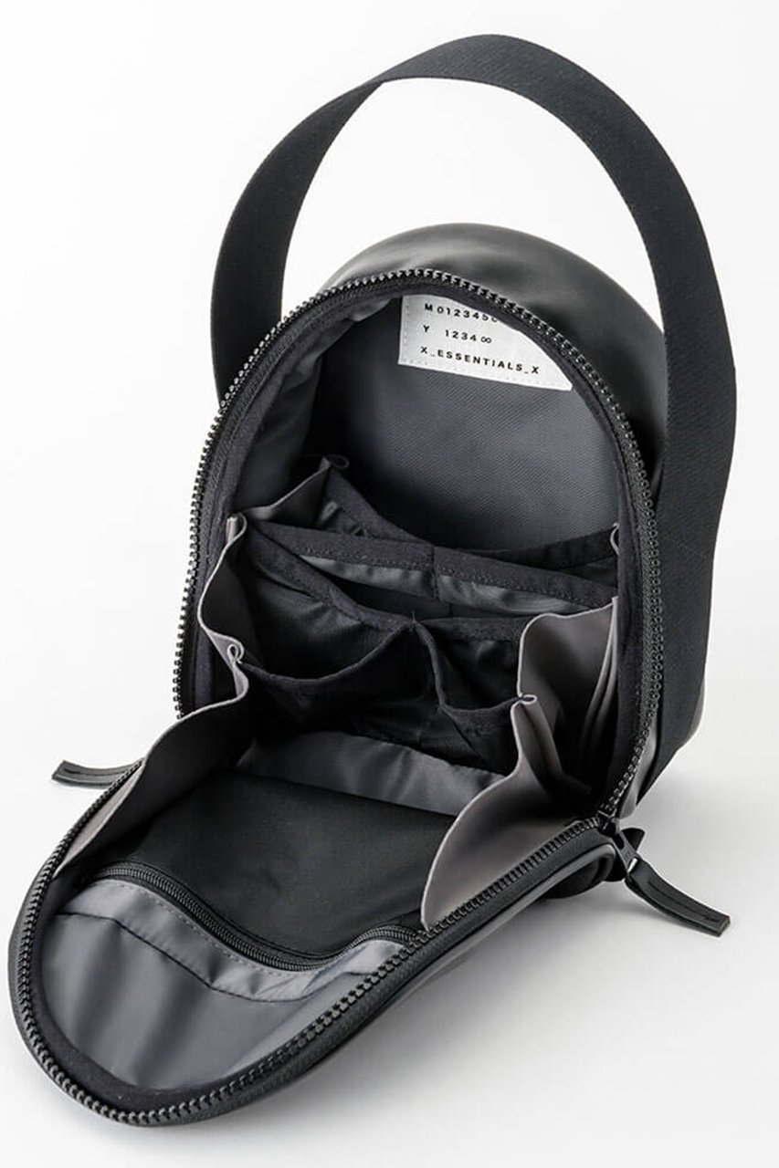 【マールマール/MARLMARL】の【UNISEX】【MATO by MARLMARL】HONEYCOMB POUCH 人気、トレンドファッション・服の通販 founy(ファニー) 　ファッション　Fashion　レディースファッション　Fashion for Women　ポーチ&ミニバッグ　Pouches & Mini Bags　キルティング　Quilted, Quilting　キルト　Quilt, Quilted Fabric　シルバー　Silver, Metallic Silver　シンプル　Simple, Minimal　ポケット　Pocket, Pocket Detail　ポーチ　Pouch, Small Case　メッシュ　Mesh, Net Fabric　ユニセックス　Unisex, Genderless　ワーク　Workwear, Utility Style　other-7|ID: prp329100004212834 ipo3291000000035613880