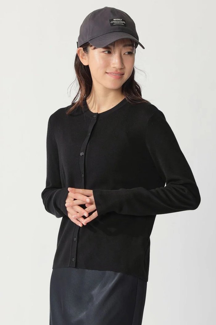 【エコアルフ/ECOALF】のCIRIS ラウンドネック カーディガン / CIRIS KNIT WOMAN インテリア・キッズ・メンズ・レディースファッション・服の通販 founy(ファニー) https://founy.com/ ファッション Fashion レディースファッション Fashion for Women トップス・カットソー Cut & Sew Tops ニット Knit Tops & Sweaters カーディガン・羽織り Layered Style Cardigans なめらか Smooth, Silky Texture カーディガン Cardigan, Knitwear コンパクト Compact, Small Size シルク Silk, 100% Silk ラウンド Round, Round Neck |ID: prp329100004212835 ipo3291000000034957395