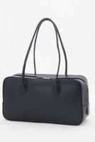 【マルティニーク/martinique】の《別注》【MAISON CANAU】EWボックスボストン シュリンクレザー 人気、トレンドファッション・服の通販 founy(ファニー) ファッション Fashion レディースファッション Ladies' Fashion Online イタリア Italy シンプル Simple ボストン Boston ボストンバッグ Boston Bag ボックス Box 人気 Popularity 別注 Special Order NEW・新作・新着・新入荷 New Arrivals A/W・秋冬 Aw・Autumn/Winter・Fw・Fall-Winter |ID:prp329100004214947
