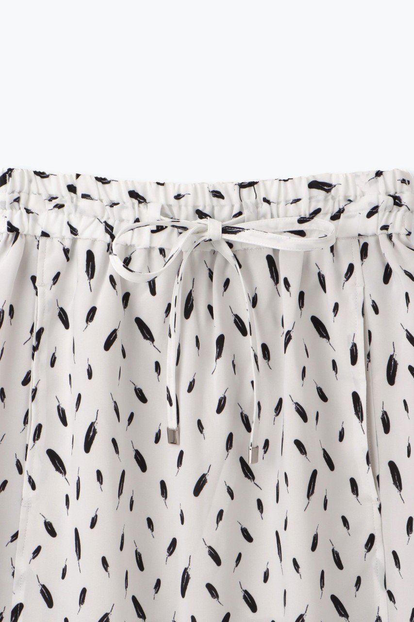 【レリル/lelill】のイージーフレアーSK 人気、トレンドファッション・服の通販 founy(ファニー) 　ファッション　Fashion　レディースファッション　Fashion for Women　スカート　Skirts　ロングスカート　Long Skirts / Maxi & Midi Skirts　スリット　Slit, Slit Detail　ビンテージ　Vintage, Retro Style　フェザー　Feather, Feather Detail　フレア　Flare, Flared　モチーフ　Motif, Design Theme　ロング　Long, Long-Length　定番　Standard, Basic Item　other-3|ID: prp329100004217336 ipo3291000000035559597