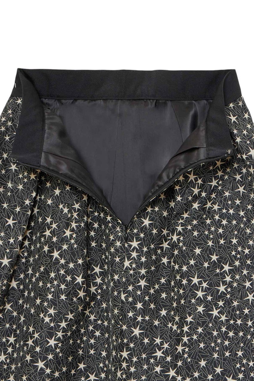 【アナイ/ANAYI】のスターダストジャガードタックフレアスカート 人気、トレンドファッション・服の通販 founy(ファニー) 　ファッション　Fashion　レディースファッション　Fashion for Women　スカート　Skirts　Aライン・フレアスカート　A-Line & Flared Skirts　ロングスカート　Long Skirts / Maxi & Midi Skirts　イタリア　Italy　グログラン　Grosgrain, Grosgrain Ribbon　コレクション　Collection, Seasonal Line　ジャカード／ジャガード　Jacquard, Woven Pattern　テクスチャー　Texture, Textured Fabric　バレエ　Ballet, Ballet Style　モチーフ　Motif, Design Theme　モノトーン　Monotone, Black and White　ロング　Long, Long-Length　冬　Winter / This Winter　おすすめ　Recommended / Our Picks　other-4|ID: prp329100004222345 ipo3291000000032823554