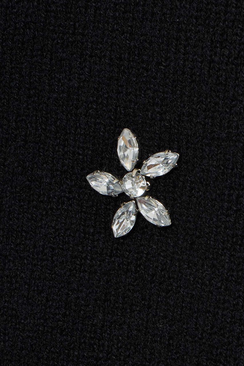 【アナイ/ANAYI】のスノーフレークカーディガン 人気、トレンドファッション・服の通販 founy(ファニー)  ファッション Fashion レディースファッション Fashion for Women トップス・カットソー Cut & Sew Tops ニット Knit Tops & Sweaters カーディガン・羽織り Layered Style Cardigans カーディガン Cardigan, Knitwear コレクション Collection, Seasonal Line コンパクト Compact, Small Size テクスチャー Texture, Textured Fabric トレンド Trend, Trending Now バランス Balance, Style Balance バレエ Ballet, Ballet Style ビジュー Bijou, Jewel-like Accent ホリデーシーズン Holiday Season ミドル Middle Length, Mid Height 冬 Winter / This Winter other-6|ID: prp329100004222357 ipo3291000000033705607