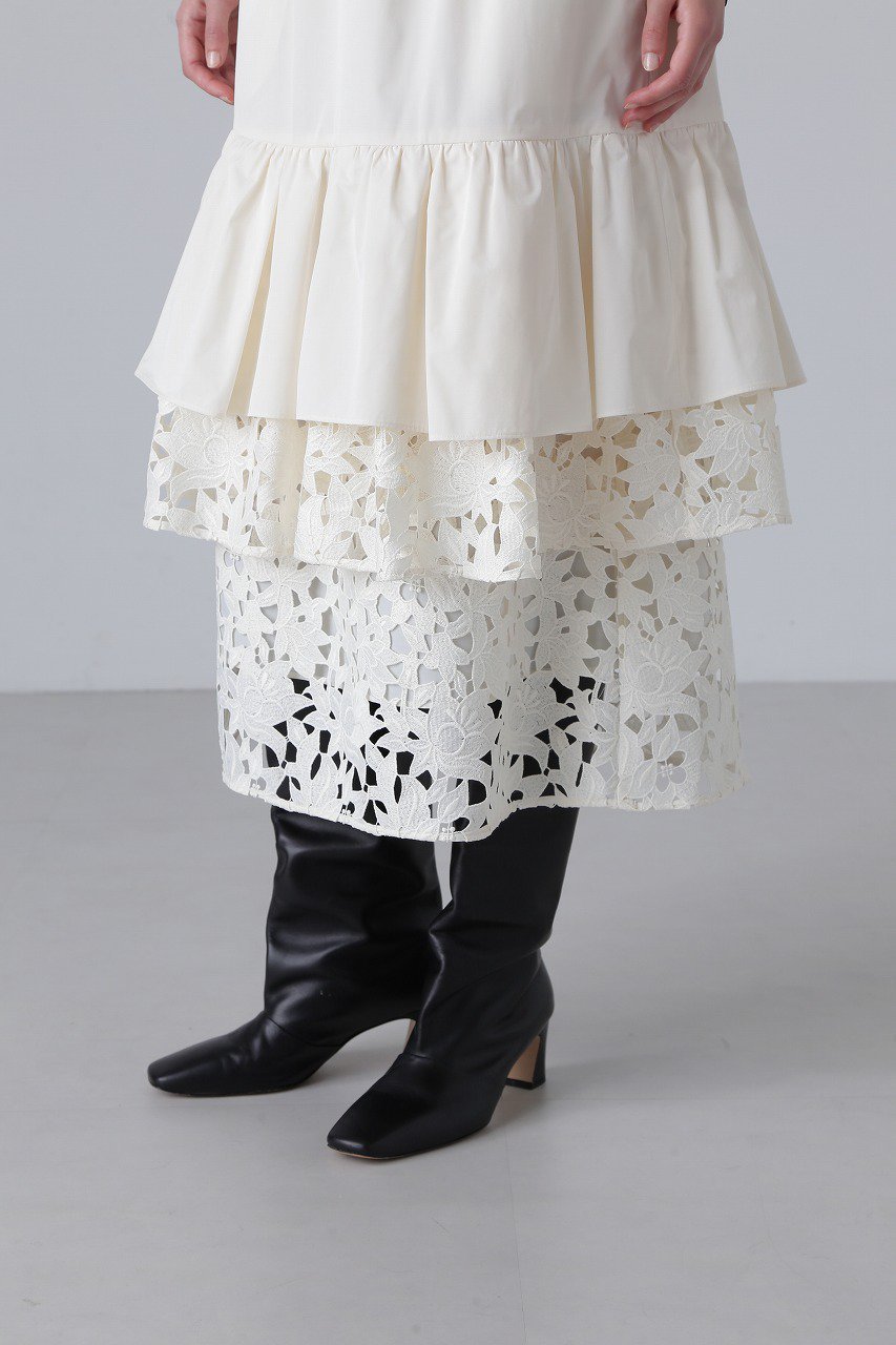 【アドーア/ADORE】のミックスフラワーレーススカート 人気、トレンドファッション・服の通販 founy(ファニー) 　ファッション　Fashion　レディースファッション　Fashion for Women　スカート　Skirts　ロングスカート　Long Skirts / Maxi & Midi Skirts　タフタ　Taffeta, Structured Fabric　ティアード　Tiered, Tiered Style　ドッキング　Docking, Mixed Material　フラワー　Flower, Floral　モチーフ　Motif, Design Theme　レース　Lace, Lace Fabric　ロング　Long, Long-Length　other-7|ID: prp329100004225215 ipo3291000000032823795