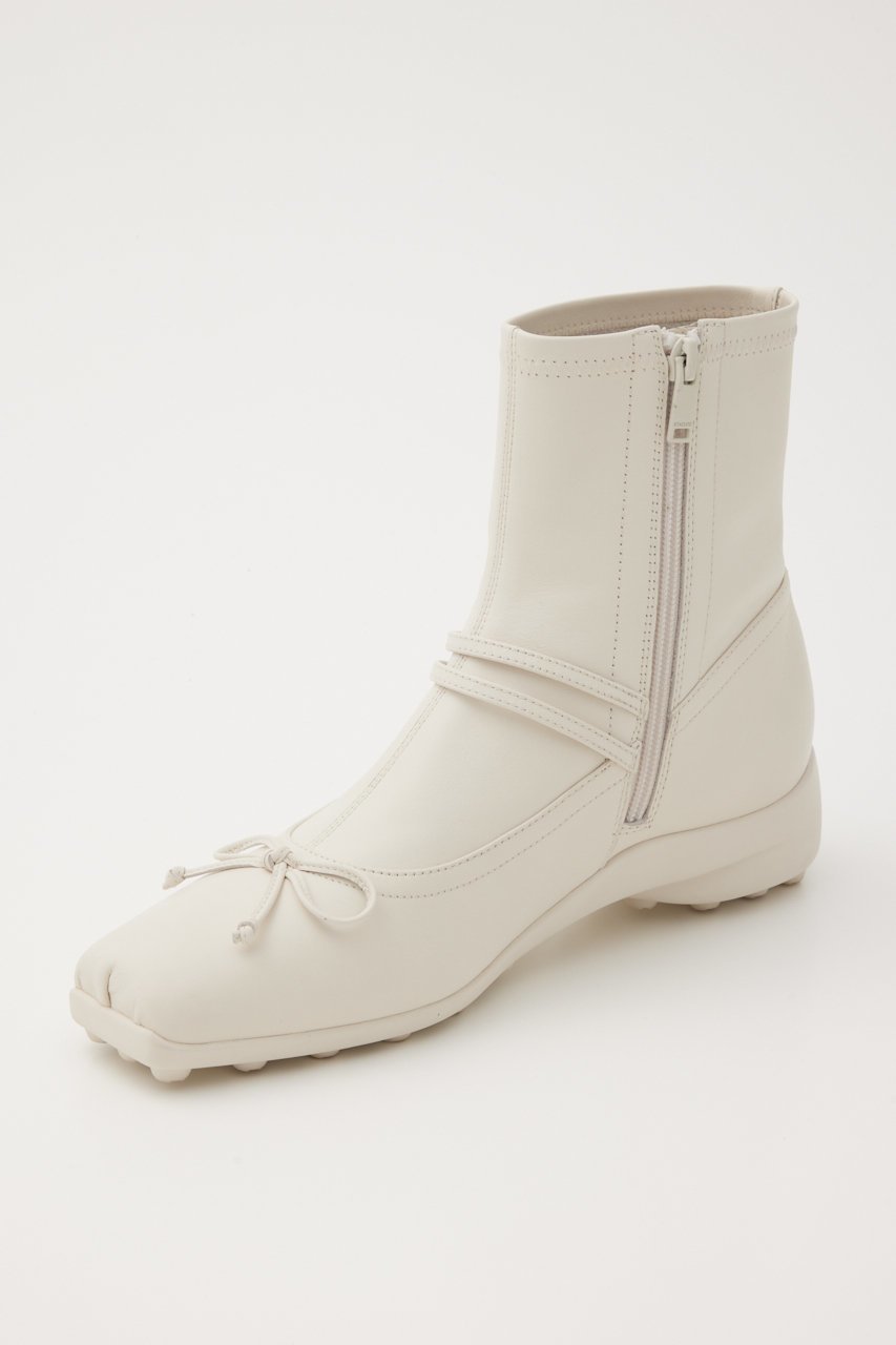 【スタッカート/STACCATO】のドライビングリボンコンビストレッチブーツ 人気、トレンドファッション・服の通販 founy(ファニー) 　ファッション　Fashion　レディースファッション　WOMEN　シューズ　Shoes　ショート　Short　ストレッチ　Stretch　ドッキング　Docking　バレエ　Ballet　軽量　Lightweight　other-8|ID: prp329100004225247 ipo3291000000031383727