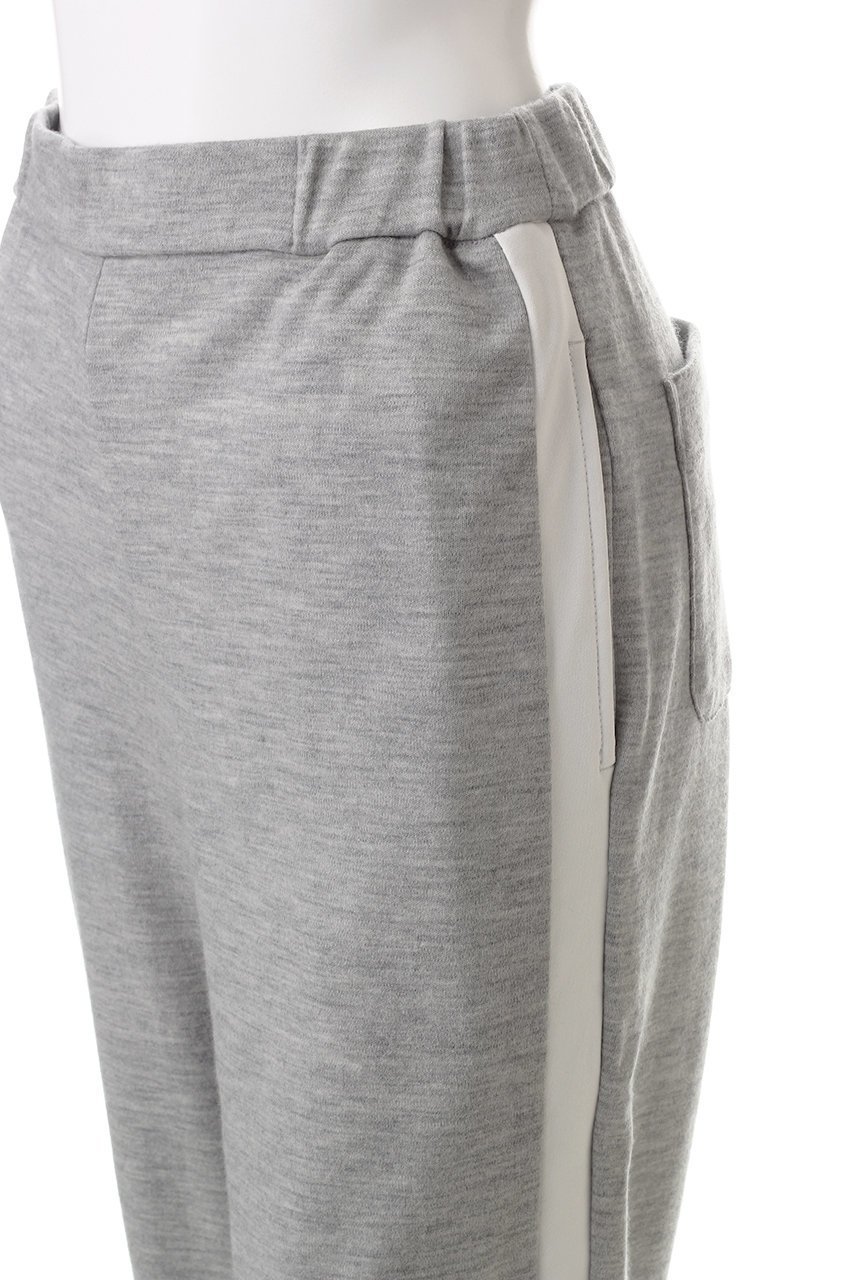 【ルームエイト/Room no.8】のプレスウール サイドライン パンツ 人気、トレンドファッション・服の通販 founy(ファニー) 　ファッション　Fashion　レディースファッション　Fashion for Women　パンツ　Pants & Trousers　スポーティ　Sporty, Casual Athletic　リラックス　Relax, Relaxed Fit　ワイド　Wide, Wide Fit　other-5|ID: prp329100004225269 ipo3291000000035419732