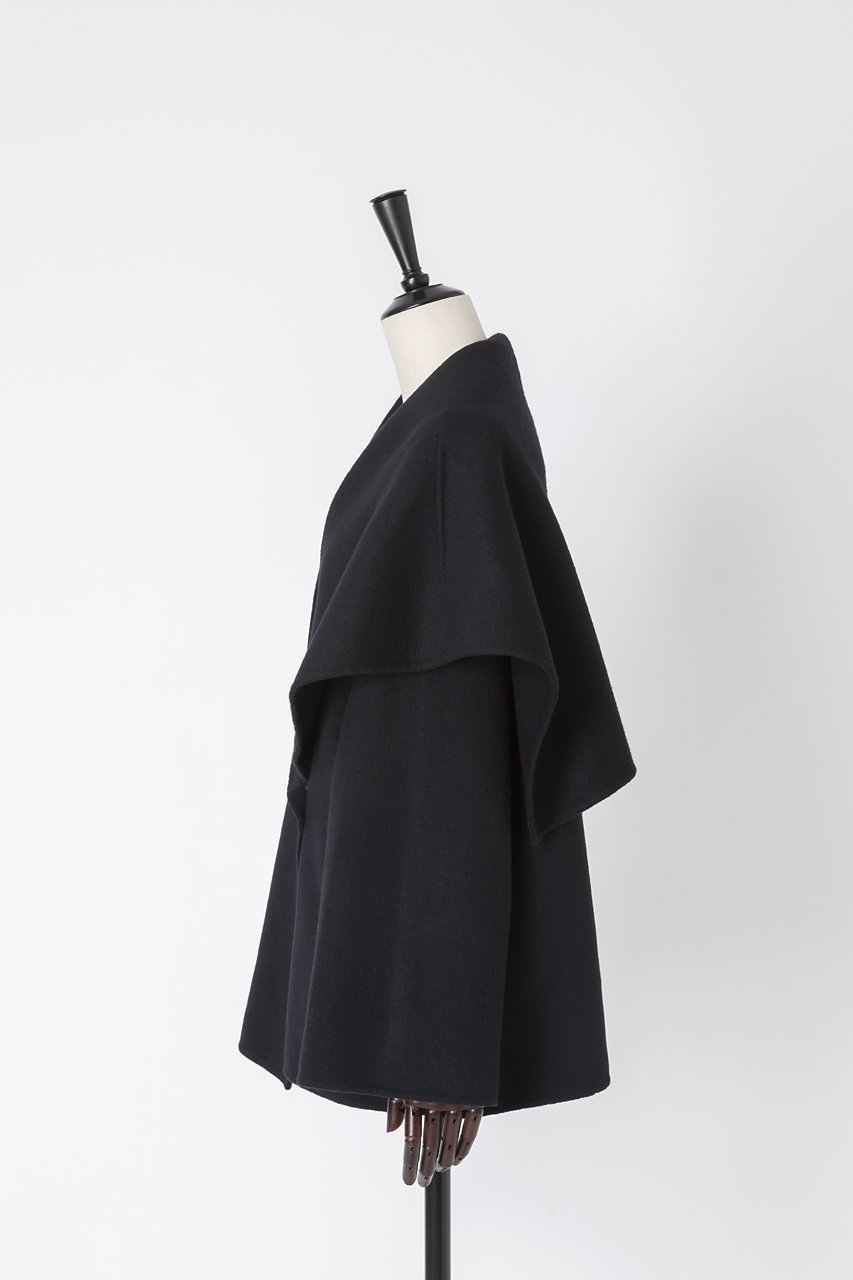 【オーヴィル/EAUVIRE】のケープカラーコート 人気、トレンドファッション・服の通販 founy(ファニー) ファッション Fashion レディースファッション Fashion for Women アウター Coat / Outerwear Collection コート・ロングコート・ピーコート Long Coats, Peacoats & More なめらか Smooth, Silky Texture アシンメトリー Asymmetrical Style ショート Short, Short Length ヘムライン Hemline, Bottom Cut エレガント 上品 Elegant other-2|ID: prp329100004230860 ipo3291000000034885341