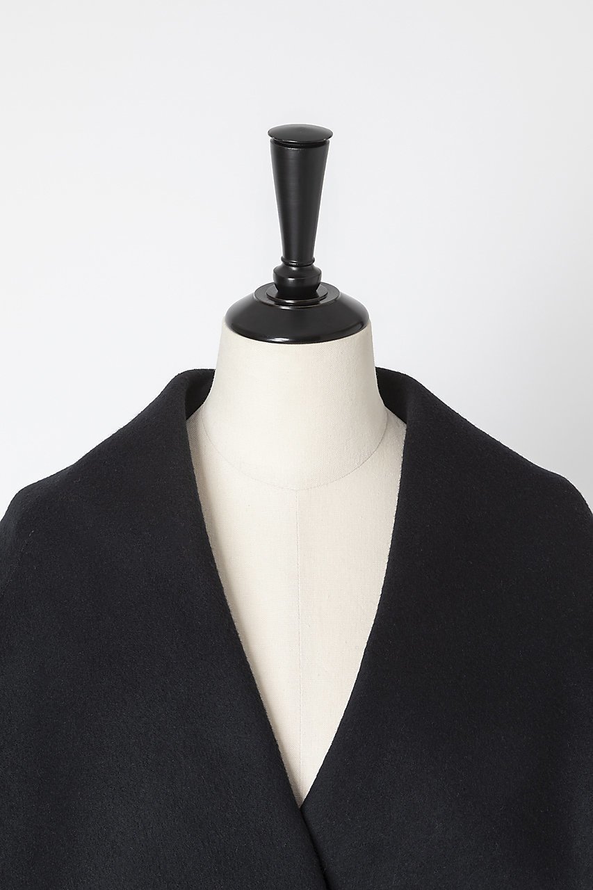 【オーヴィル/EAUVIRE】のケープカラーコート 人気、トレンドファッション・服の通販 founy(ファニー) ファッション Fashion レディースファッション Fashion for Women アウター Coat / Outerwear Collection コート・ロングコート・ピーコート Long Coats, Peacoats & More なめらか Smooth, Silky Texture アシンメトリー Asymmetrical Style ショート Short, Short Length ヘムライン Hemline, Bottom Cut エレガント 上品 Elegant other-4|ID: prp329100004230860 ipo3291000000034885343