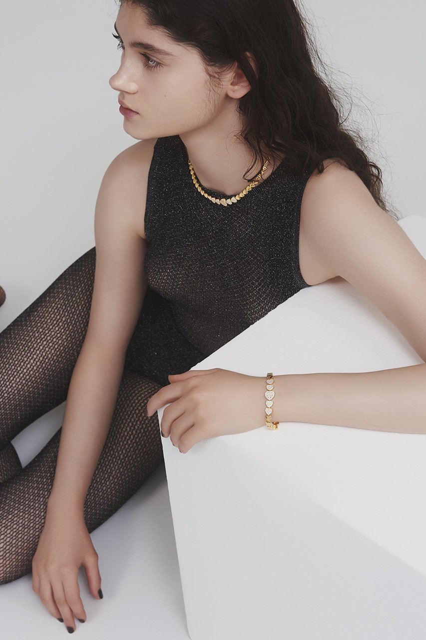 【クイップ クエイント/quip queint】のglister heart ブレスレット 人気、トレンドファッション・服の通販 founy(ファニー) 　ファッション　Fashion　レディースファッション　Fashion for Women　ジュエリー　Jewelry　チェーン＆カフブレスレット　Cuff & Chain Bracelets　バングル・カフブレスレット　Bangles & Cuff Bracelets　シルバー　Silver, Metallic Silver　ストーン　Stone, Gem-Like　ブレスレット　Bracelet, Wristband　リュクス　Luxury, Elegant, High-End, Chic　other-5|ID: prp329100004230883 ipo3291000000035755766