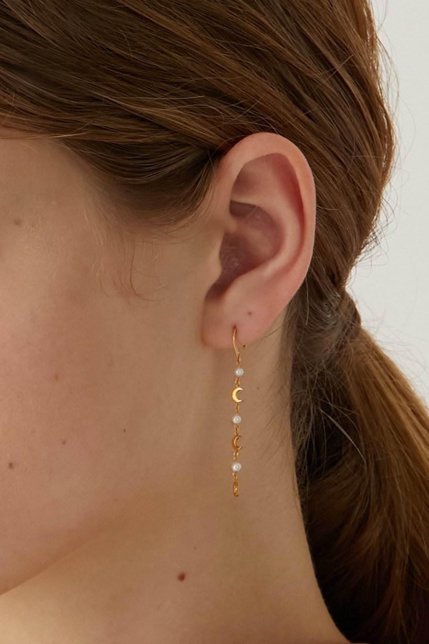 【アルティーダ ウード/ARTIDA OUD】のphilia パール ニュームーン ピアス 人気、トレンドファッション・服の通販 founy(ファニー) 　ファッション　Fashion　レディースファッション　Fashion for Women　ジュエリー　Jewelry　ファッションリング　Fashion Rings　イヤリング・フープ・ドロップタイプ　Hoop, Drop & Clip Earrings　イヤリング　Earrings　インド　Indian Textile　パール　Pearl, Pearl Accent　other-8|ID: prp329100004231814 ipo3291000000031381853