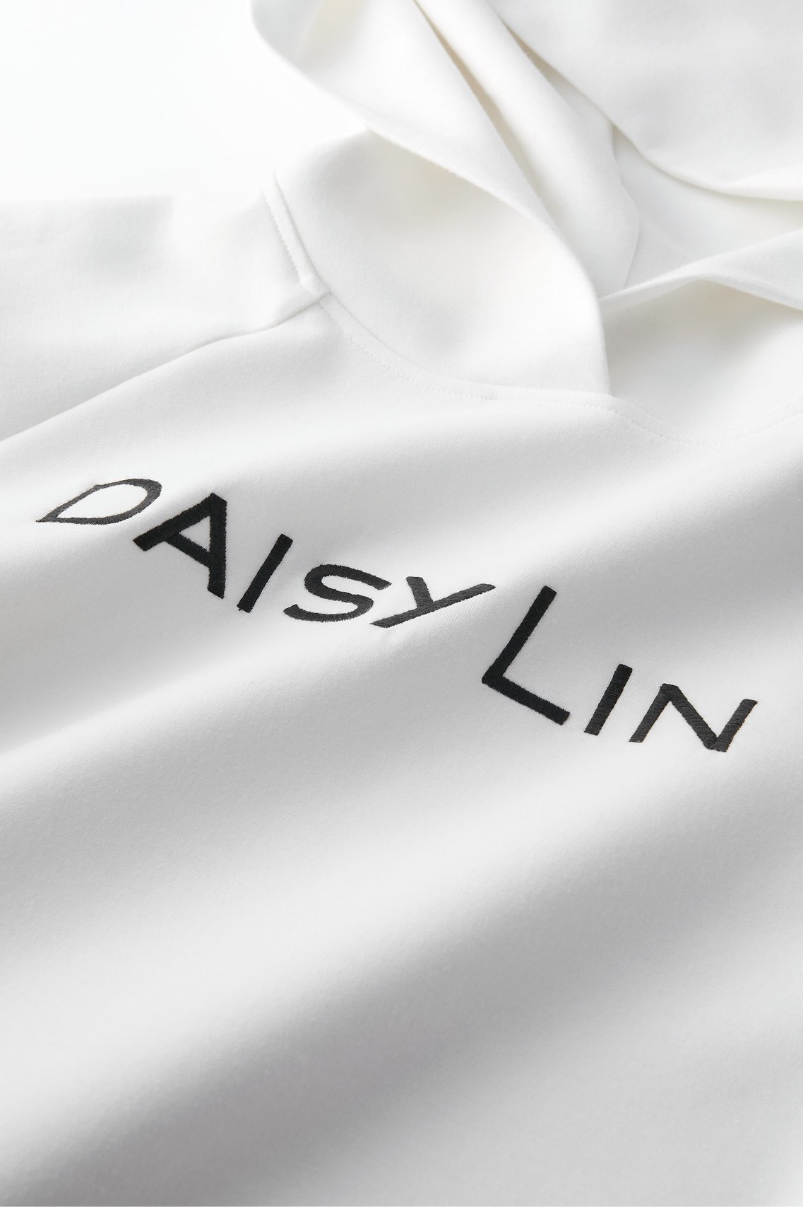 【デイジーリン/DAISY LIN】のDL Stylish Parka 人気、トレンドファッション・服の通販 founy(ファニー) 　ファッション　Fashion　レディースファッション　Fashion for Women　トップス・カットソー　Cut & Sew Tops　シャツ・ブラウス・オフィスカジュアル　Elegant Blouses & Button-Ups　レディースパーカー・カジュアルフーディー　Casual Hoodies & Sweatshirts　ロングTシャツ・Tシャツ　Longline T-Shirts & Tees　スウェット・クルーネックトップス　Sweatshirts & Crewnecks / Relaxed Fit Sweat Tops　カットソー・ベーシックTシャツ　Cut-and-Sewn Tops / Stretch Tees & Basics　エレガント 上品　Elegant　ジャケット　Jacket, Outerwear　なめらか　Smooth, Silky Texture　ハイネック　High Neck, Mock Neck　バランス　Balance, Style Balance　A/W・秋冬　Autumn/Winter　other-3|ID: prp329100004231833 ipo3291000000032893369