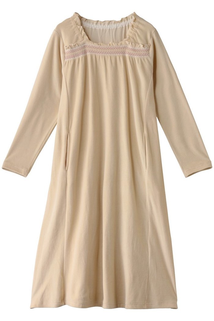 【キッドブルー/KID BLUE】の24コットンベロアワンピース インテリア・キッズ・メンズ・レディースファッション・服の通販 founy(ファニー) https://founy.com/ ファッション Fashion レディースファッション Fashion for Women ワンピース Dresses ギャザー Gathered, Ruffled スモッキング Smocking, Gathered Stitching パジャマ Pajamas, Sleepwear ベロア Velour, Soft Velvet リラックス Relax, Relaxed Fit |ID: prp329100004233207 ipo3291000000035074232