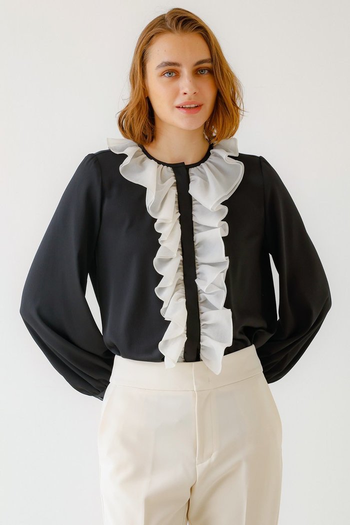 【デザイン ワークス/DESIGN WORKS】のバイカラーラッフルブラウス インテリア・キッズ・メンズ・レディースファッション・服の通販 founy(ファニー) https://founy.com/ ファッション Fashion レディースファッション Fashion for Women トップス・カットソー Cut & Sew Tops シャツ・ブラウス・オフィスカジュアル Elegant Blouses & Button-Ups インナー Innerwear ジャケット Jacket, Outerwear スタイリッシュ Stylish, Fashionable スリーブ Sleeve, Long Sleeve / Short Sleeve フロント Front, Front Design ラッフル Ruffle, Frill ロング Long, Long-Length エレガント 上品 Elegant |ID: prp329100004233214 ipo3291000000035690506