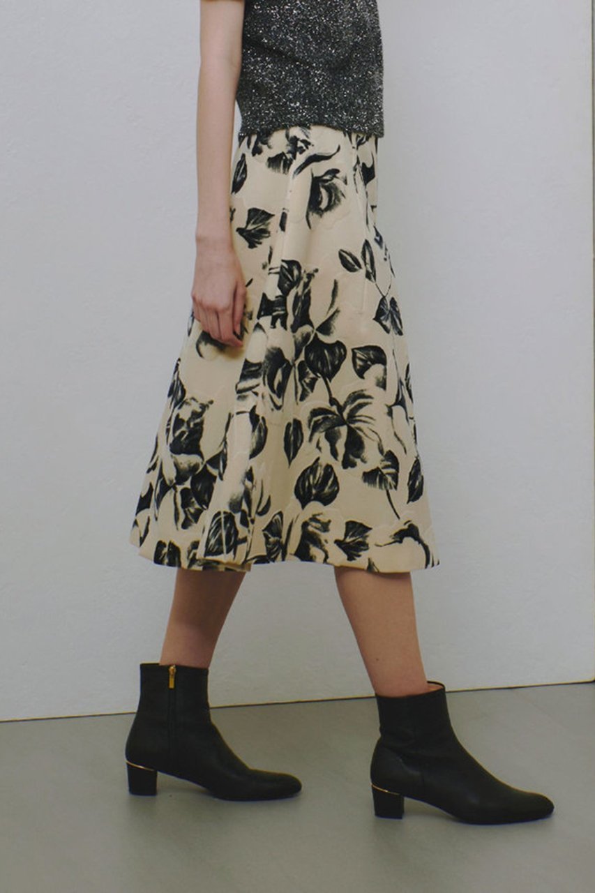 【アルアバイル/allureville】のモノフロッキータックフレアスカート 人気、トレンドファッション・服の通販 founy(ファニー) 　ファッション　Fashion　レディースファッション　Fashion for Women　スカート　Skirts　Aライン・フレアスカート　A-Line & Flared Skirts　イタリア　Italy　チュール　Tulip, Tulip Motif　ホリデーシーズン　Holiday Season　リーフ　Leaf, Botanical Leaf　エレガント 上品　Elegant　other-8|ID: prp329100004234502 ipo3291000000032848888