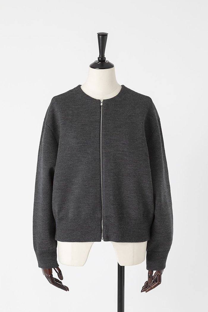 【オーヴィル/EAUVIRE】のダブルフェイス ジップブルゾン インテリア・キッズ・メンズ・レディースファッション・服の通販 founy(ファニー) https://founy.com/ ファッション Fashion レディースファッション Fashion for Women アウター Coat / Outerwear Collection レディースジャケット・軽アウター Jackets ブルゾンジャケット・スポーティアウター Blouson Jackets なめらか Smooth, Silky Texture イタリア Italy カッティング Cutting Detail ショルダー Shoulder, Shoulder Strap ショート Short, Short Length ジャケット Jacket, Outerwear ダブル Double, Double-Breasted ドロップ Drop Shoulder, Dropped Style フェイス Face, Facial Design フォルム Silhouette, Form ブルゾン Blouson, Bomber Jacket ボトム Bottoms, Lower Wear |ID: prp329100004238248 ipo3291000000035695566