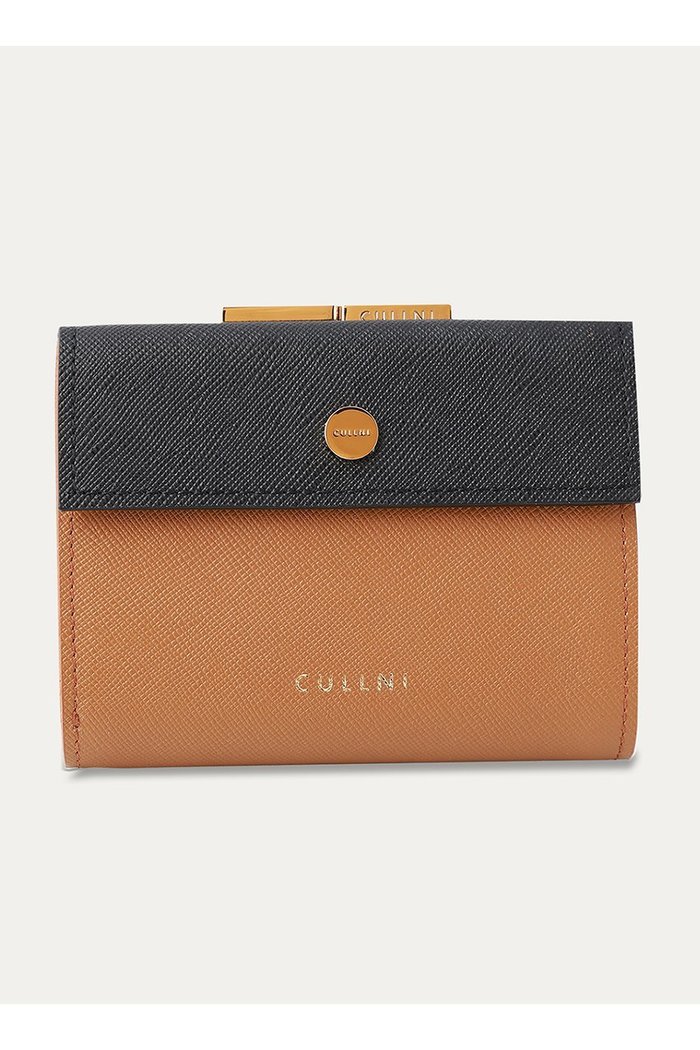 【クルニ/CULLNI】のLeather Flap ミニウォレット With A Clasp インテリア・キッズ・メンズ・レディースファッション・服の通販 founy(ファニー) https://founy.com/ ファッション Fashion レディースファッション WOMEN 財布 Wallets ボックス Box ポケット Pocket エレガント 上品 Elegant 財布 Wallet |ID: prp329100004238273 ipo3291000000030851017