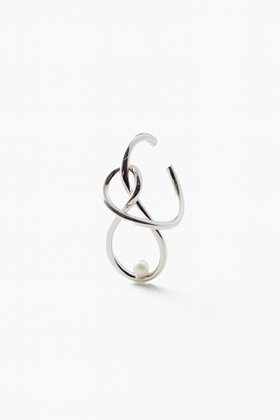 【エスケーパーズ アナザーワールド/ESCAPERS AN OTHER WORLD】の【BAR JEWELLERY】Ebb And Flow イヤーカフ With Pearl(片耳用) 人気、トレンドファッション・服の通販 founy(ファニー) ファッション Fashion レディースファッション WOMEN ジュエリー Jewelry リング Rings イヤリング Earrings イヤリング Earrings イヤーカフ Ear Cuff パール Pearl エレガント 上品 Elegant 再入荷 Restock/Back In Stock/Re Arrival 片耳 One Ear |ID:prp329100004242135