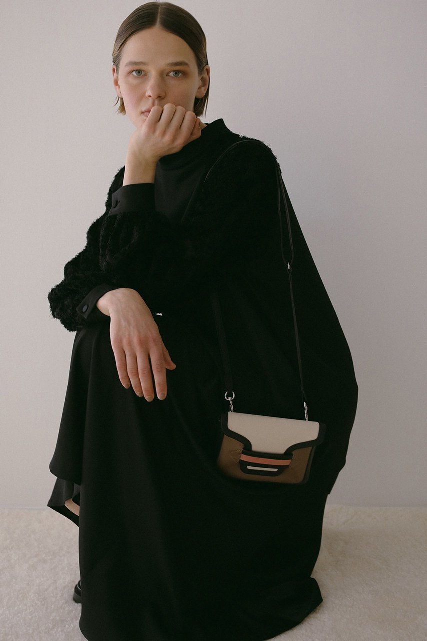 【デザイン ワークス/DESIGN WORKS】のカットJQコンビドレス 人気、トレンドファッション・服の通販 founy(ファニー) 　ファッション　Fashion　レディースファッション　Fashion for Women　ワンピース　Dresses　フォーマル・パーティードレス・結婚式用ドレス　Elegant & Casual Dresses　チュニック　Tunic Tops & Dresses　アシンメトリー　Asymmetrical Style　コンビ　Combo, Combination Style　シンプル　Simple, Minimal　ジャカード／ジャガード　Jacquard, Woven Pattern　スタンド　Stand Collar, Upright Stand　チュニック　Tunic, Long Top　ドレス　Dress, One-Piece　ヘムライン　Hemline, Bottom Cut　モダン　Modern, Contemporary　ロング　Long, Long-Length　other-6|ID: prp329100004242136 ipo3291000000034954744