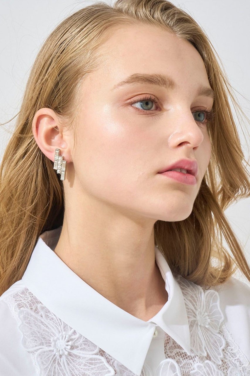 【アナイ/ANAYI】のレクタングルガラス3連イヤリング 人気、トレンドファッション・服の通販 founy(ファニー) 　ファッション　Fashion　レディースファッション　Fashion for Women　ジュエリー　Jewelry　ファッションリング　Fashion Rings　イヤリング・フープ・ドロップタイプ　Hoop, Drop & Clip Earrings　イヤリング　Earrings　ガラス　Glass, Glassware　シンプル　Simple, Minimal　パール　Pearl, Pearl Accent　エレガント 上品　Elegant　other-5|ID: prp329100004247947 ipo3291000000036028304