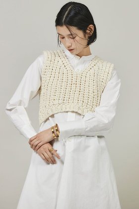 【カレンソロジー/Curensology】のローゲージハンドニットベスト 人気、トレンドファッション・服の通販 founy(ファニー) ファッション Fashion レディースファッション Fashion for Women トップス・カットソー Cut & Sew Tops ニット Knit Tops & Sweaters ベスト&ジレ / 重ね着スタイル Vests & Gilets カジュアルプルオーバー・ニットトップス Pullovers & Knit Tops / Casual Pullovers インナー Innerwear ハンド Hand, Handmade ベスト Vest, Waistcoat 春 Spring 畦 Ribbed Knit |ID:prp329100004252131