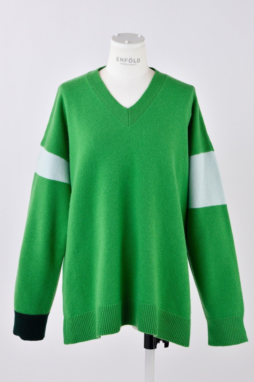 【エンフォルド/ENFOLD】のVネックカラーブロックP.O/プルオーバー インテリア・キッズ・メンズ・レディースファッション・服の通販 founy(ファニー) 　ファッション　Fashion　レディースファッション　Fashion for Women　トップス・カットソー　Cut & Sew Tops　ニット　Knit Tops & Sweaters　カジュアルプルオーバー・ニットトップス　Pullovers & Knit Tops / Casual Pullovers　Vネックトップス　V-Neck Tops / V-Cut Neckline Shirts　ブロック　Block, Solid Block Pattern　エレガント 上品　Elegant　グリーン|ID: prp329100004255602 ipo3291000000036530887