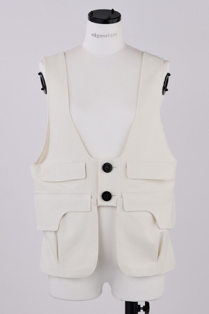 【ナゴンスタンス/nagonstans】のソフトウォームクロス Pocket vest/ベスト インテリア・キッズ・メンズ・レディースファッション・服の通販 founy(ファニー) https://founy.com/ ファッション Fashion レディースファッション WOMEN アウター Coat Outerwear ジャケット Jackets カッティング Cutting カットソー Cut And Sew ジャケット Jacket ベスト Vest |ID: prp329100004255633 ipo3291000000029555955