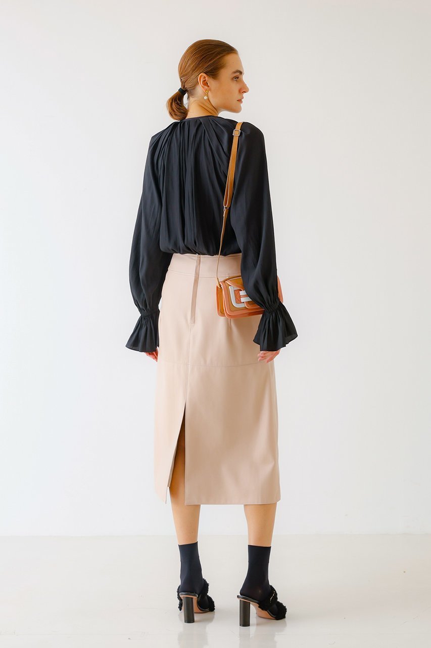 【デザイン ワークス/DESIGN WORKS】のメモリードビーブラウス 人気、トレンドファッション・服の通販 founy(ファニー) 　ファッション　Fashion　レディースファッション　Fashion for Women　トップス・カットソー　Cut & Sew Tops　シャツ・ブラウス・オフィスカジュアル　Elegant Blouses & Button-Ups　ギャザー　Gathered, Ruffled　スリーブ　Sleeve, Long Sleeve / Short Sleeve　フェミニン　Feminine, Girly　ロング　Long, Long-Length　other-8|ID: prp329100004255635 ipo3291000000034955965